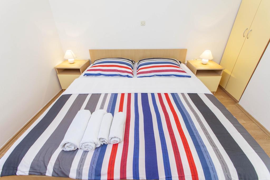 Apartments Villa Jukic Makarska Szoba fotó