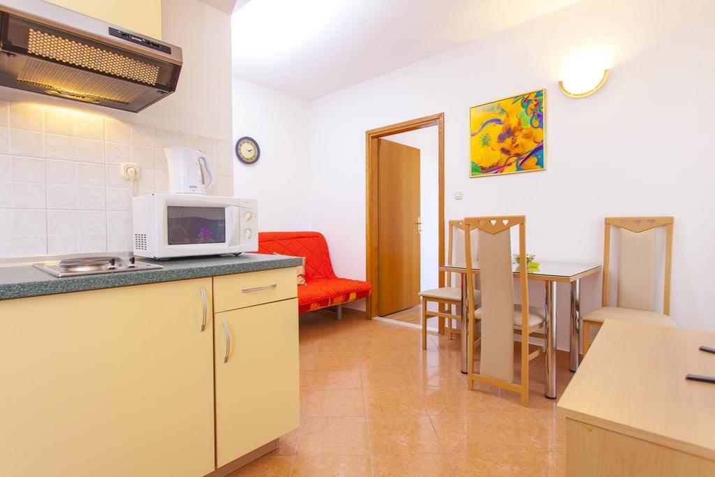 Apartments Villa Jukic Makarska Szoba fotó